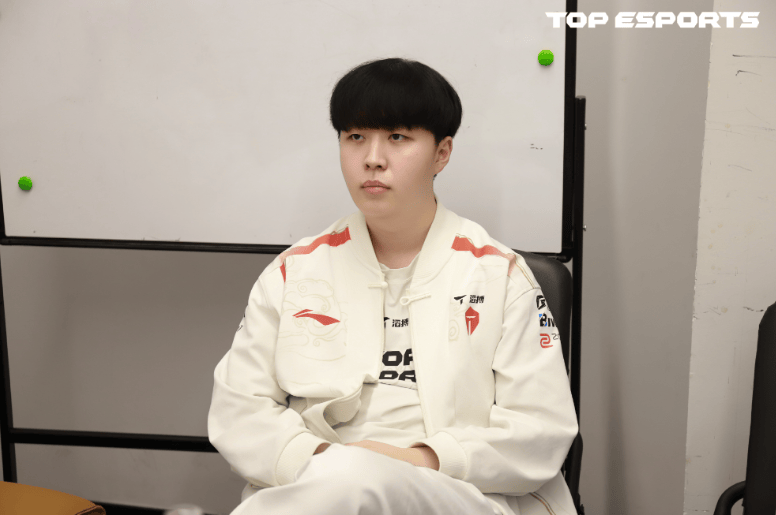 打团想得比 打团想得比