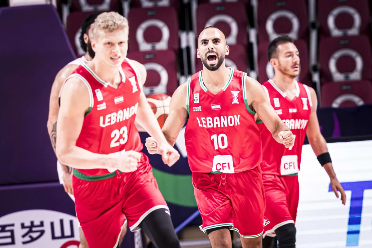 各种轻微接, 比赛变得较 各种轻微接, 比赛变得较