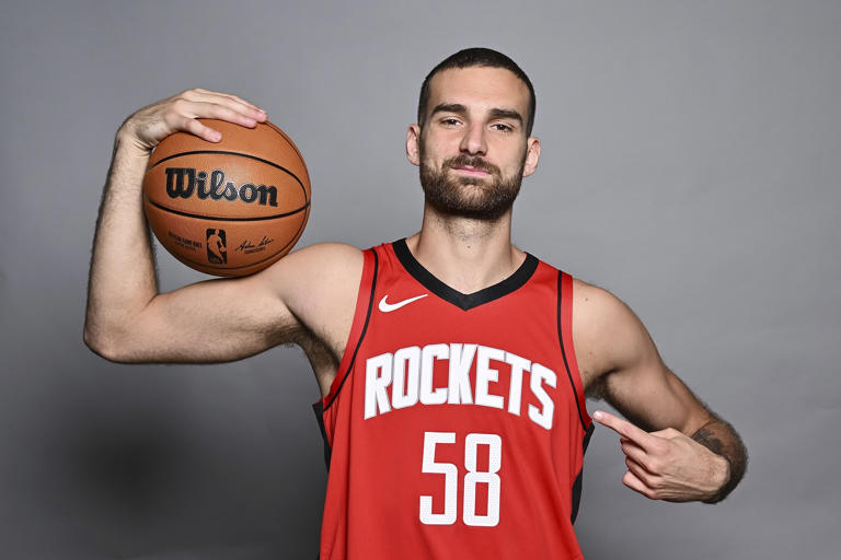 他场均上场, 他有机会继